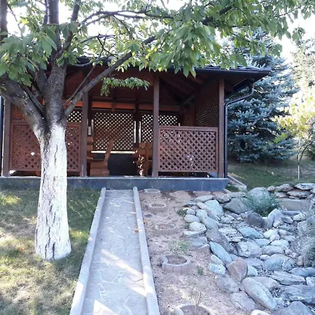Elma Villa *