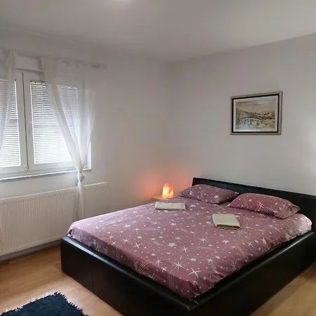 Elma Villa